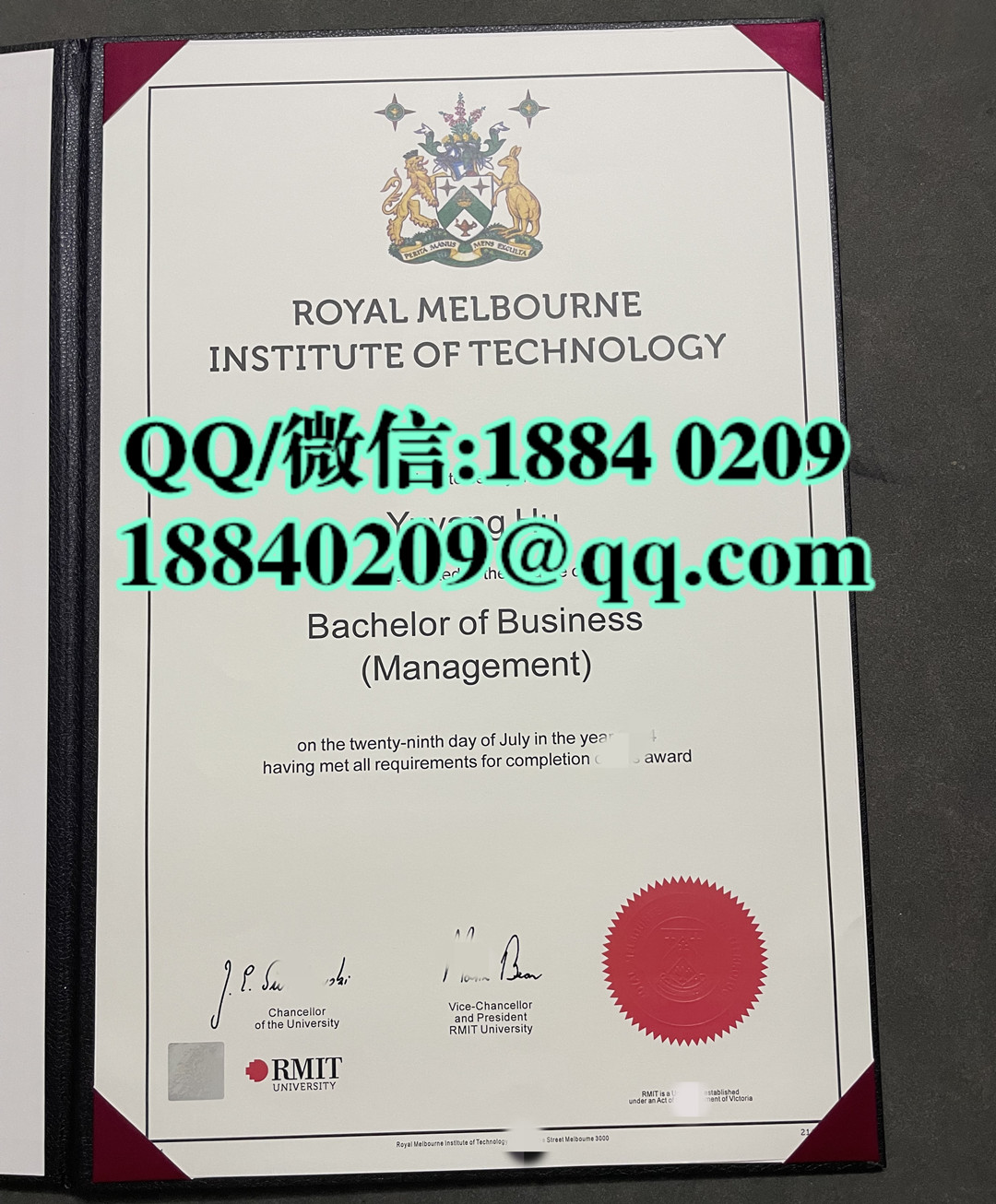 澳洲墨尔本皇家理工大学毕业证学位证，墨尔本皇家理工大学毕业证封皮外壳RMIT University diploma degree